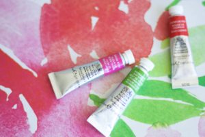 ULTIMATE GUIDE] 5 BEST Watercolor Paint for Beginners - Modern Pink Paper